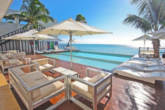 Beachside Corasol El Amanecer De Frida 2 Personas Playa del Carmen